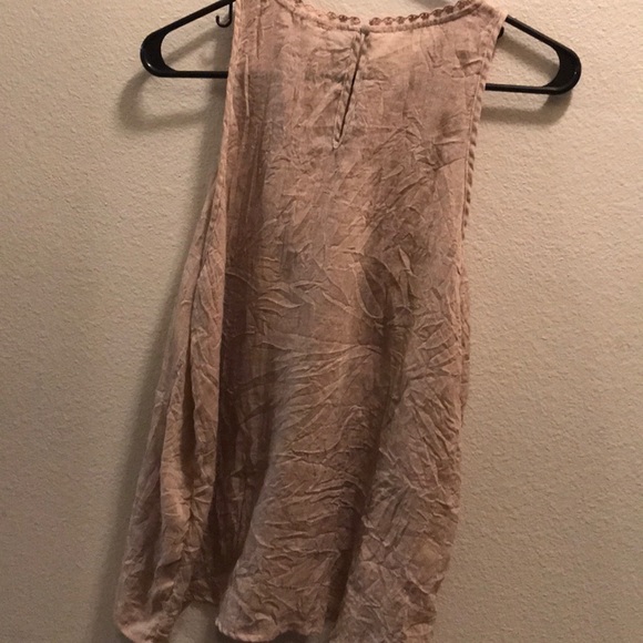 Top - Picture 2 of 2